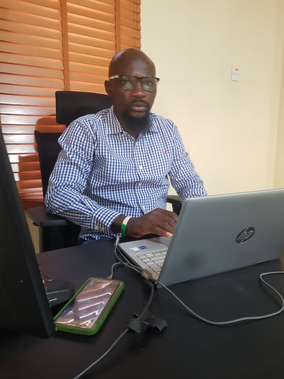 LADEJI OLADIPUPO